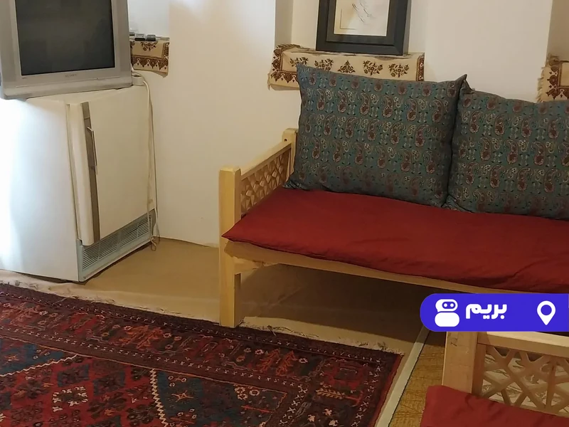اقامتگاه بوم‌گردی سرای مهرآفرین روستای مرق (اتاق 2)