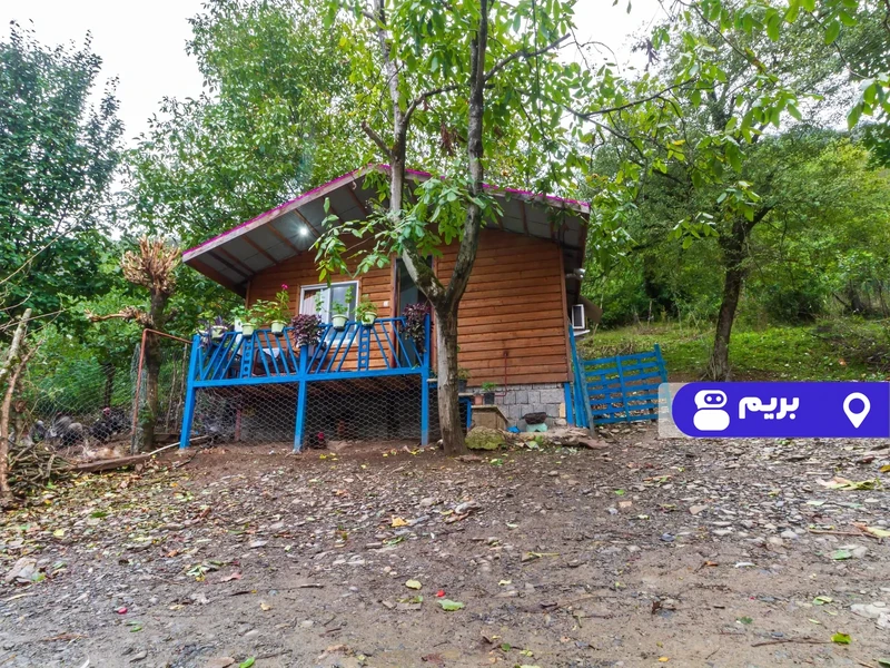 کلبه چوبی زیبا