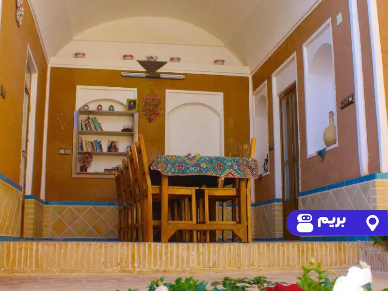 اقامتگاه بوم‌گردی حافظ (اتاق شماره 5)