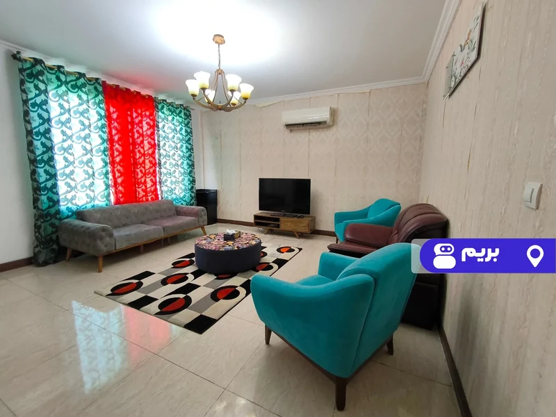 آپارتمان دنج (واحد۸)