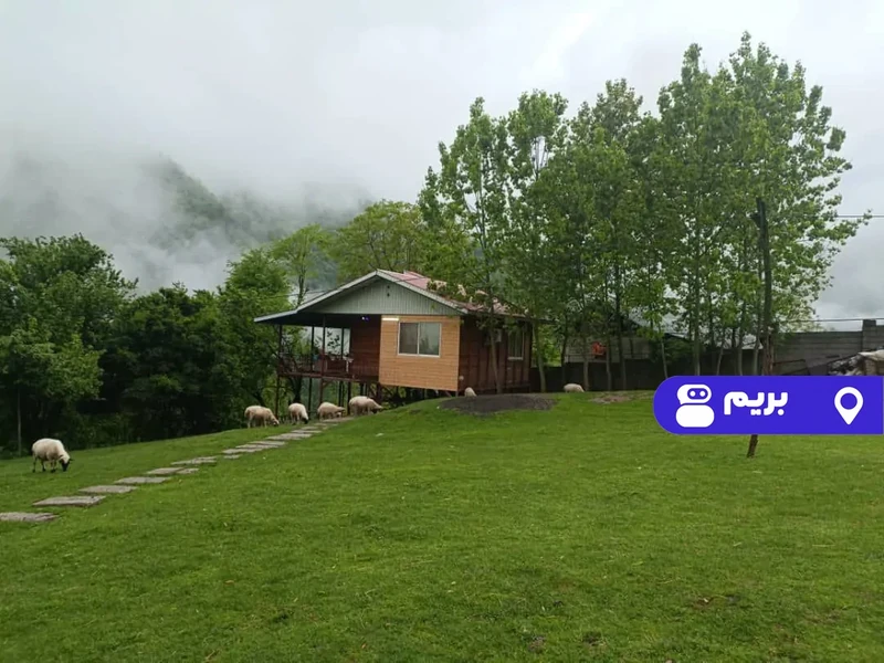 کلبه چوبی بهار