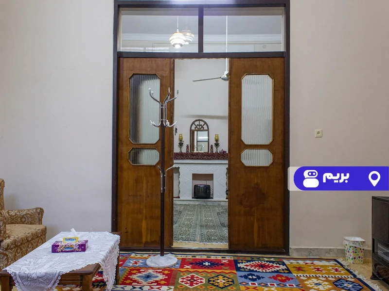اقامتگاه بوم‌گردی یزدمهر (سه دری)