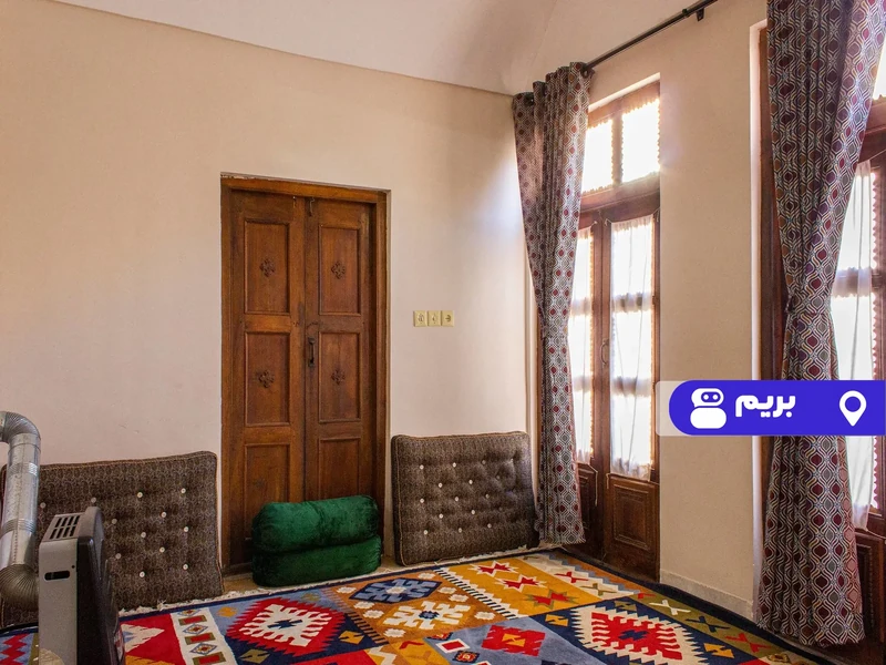 اقامتگاه بوم‌گردی یزدمهر (سه دری)