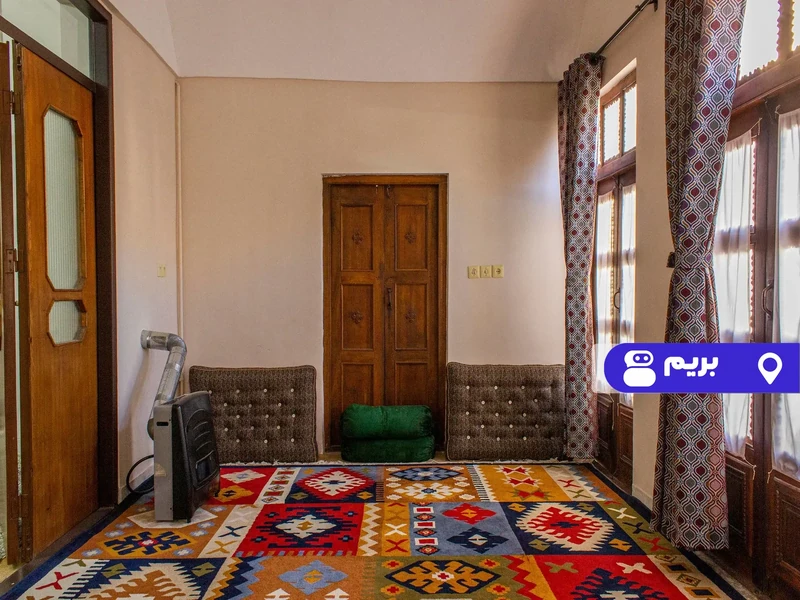 اقامتگاه بوم‌گردی یزدمهر (سه دری)