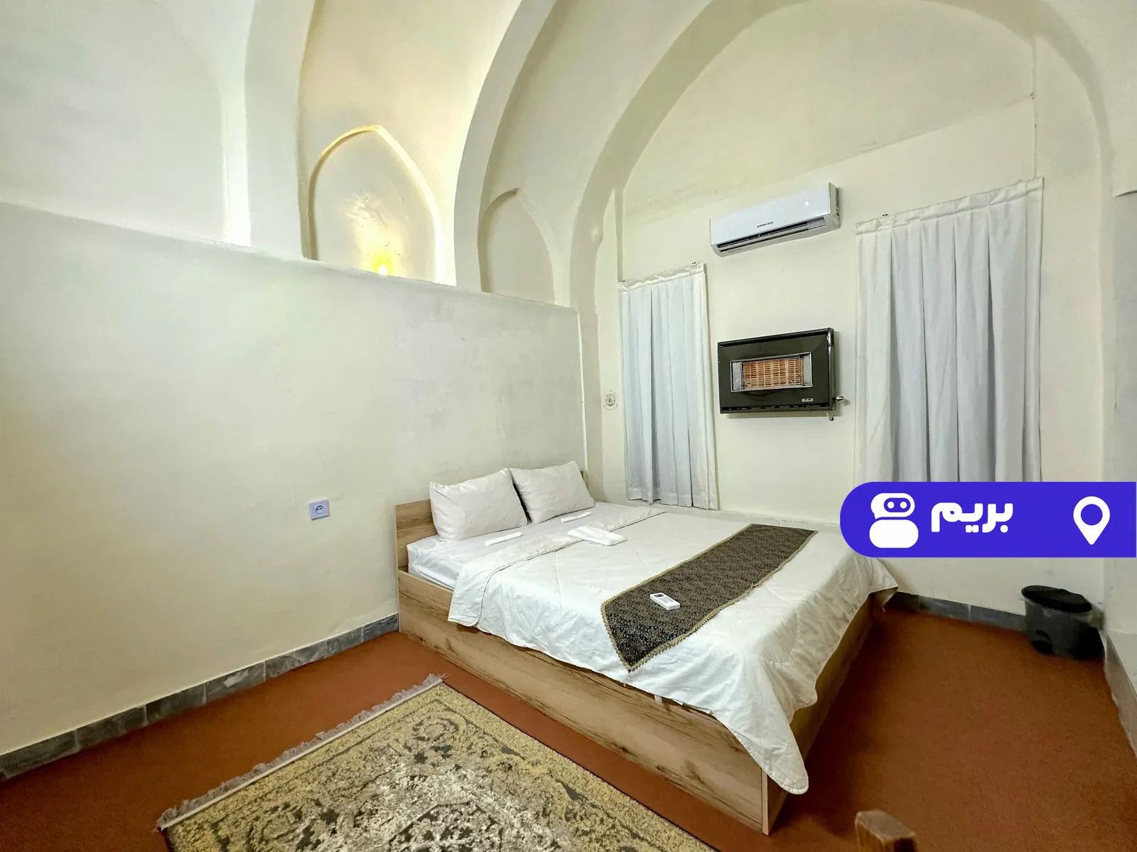 عمارت آگُر (واحد ۱) با صبحانه رایگان در کاشان