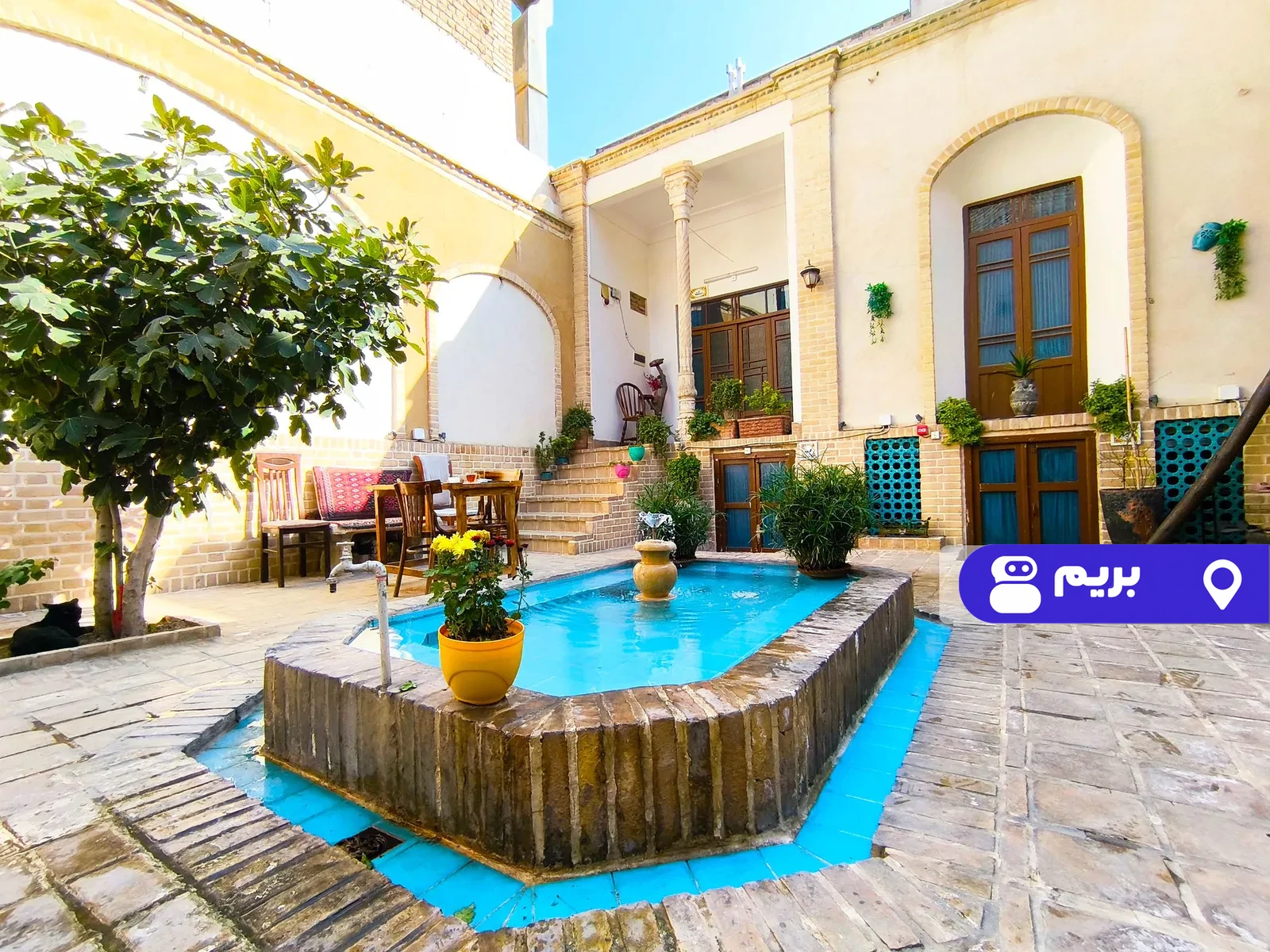 عمارت سنتی گلابگیر واحد (4 ارسی) در قم