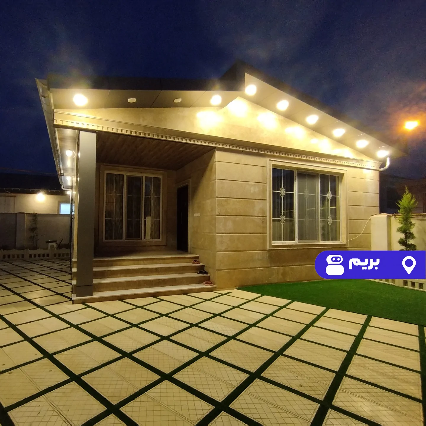 نسترن در زیبا کنار