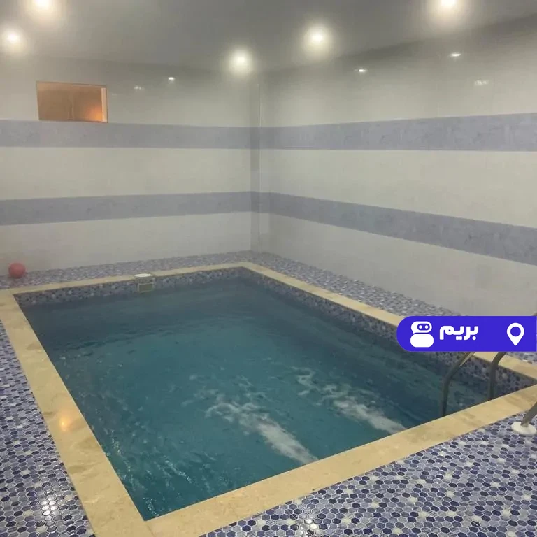 استخردار آبگرم دریا با فوتبال دستی در فرح آباد