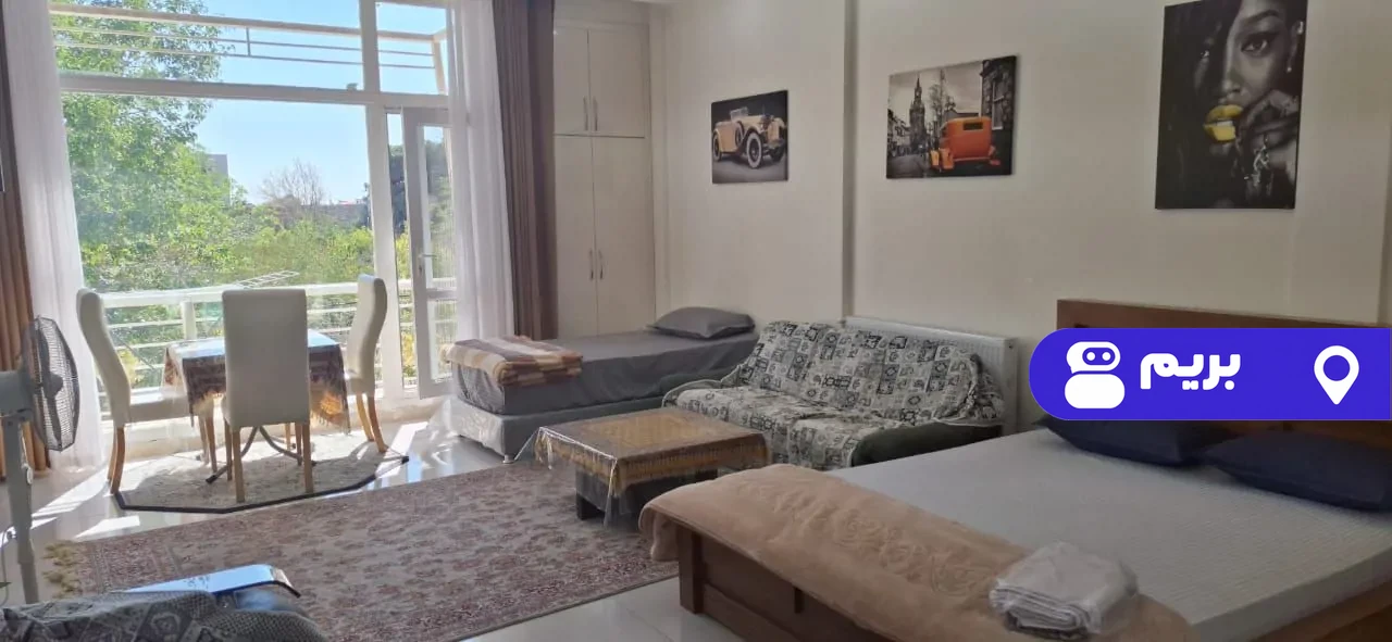 گل زنبق (۳) در گرمدره