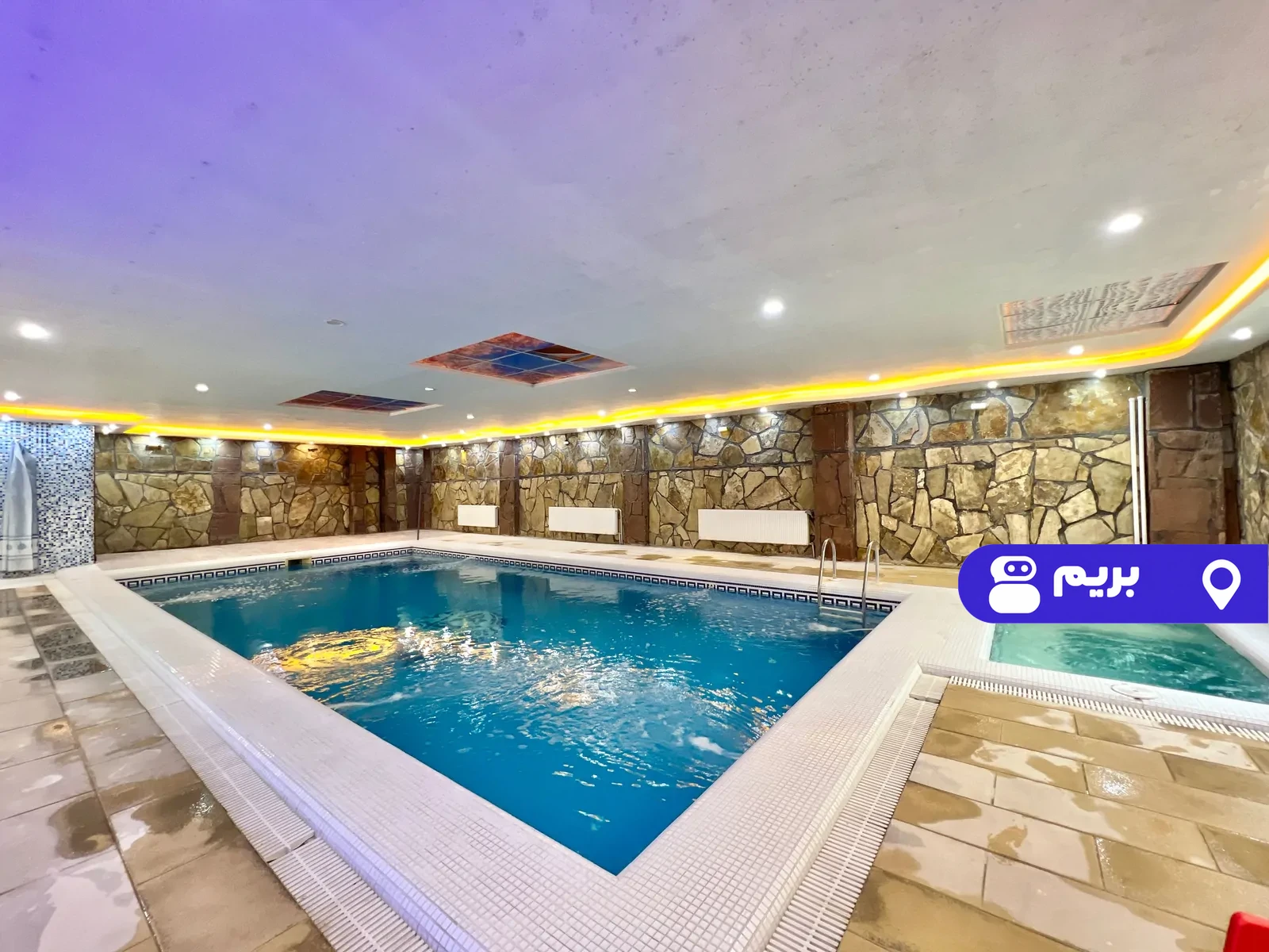 استخردار آبگرم ونوس با جکوزی (فول گیم) در رودهن