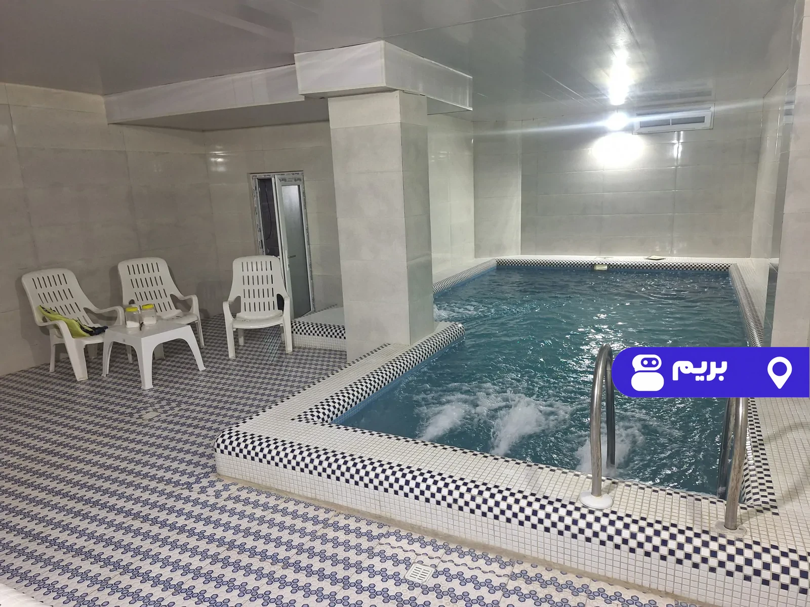 استخردار آبگرم گلزار با فوتبال دستی در هچیرود