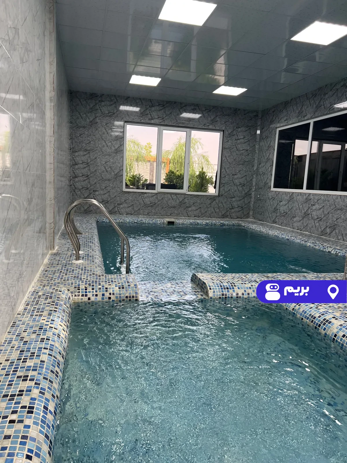 استخردار آبگرم رهام در چهارباغ