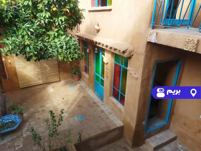 اقامتگاه بوم‌گردی خانم بزرگ ( بی بی)