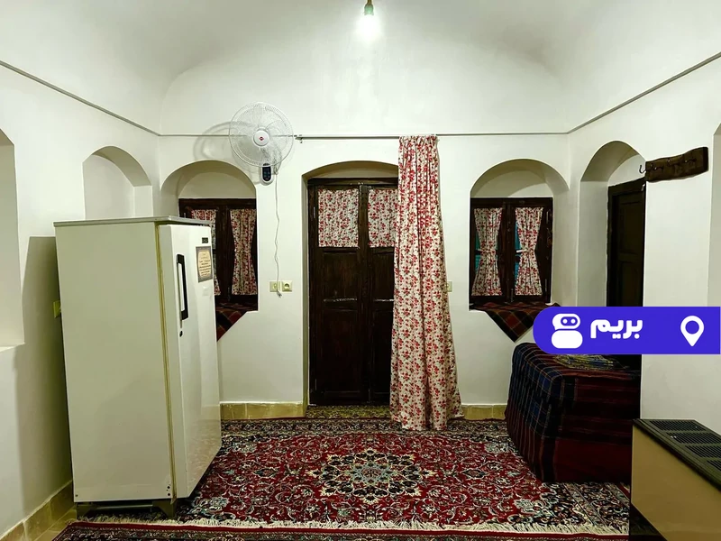 اقامتگاه بوم‌گردی بابابزرگ (ایوان)