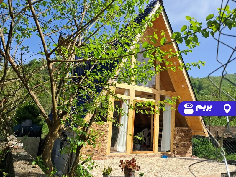 کلبه سوئیسی جنگلی شریف با جکوزی