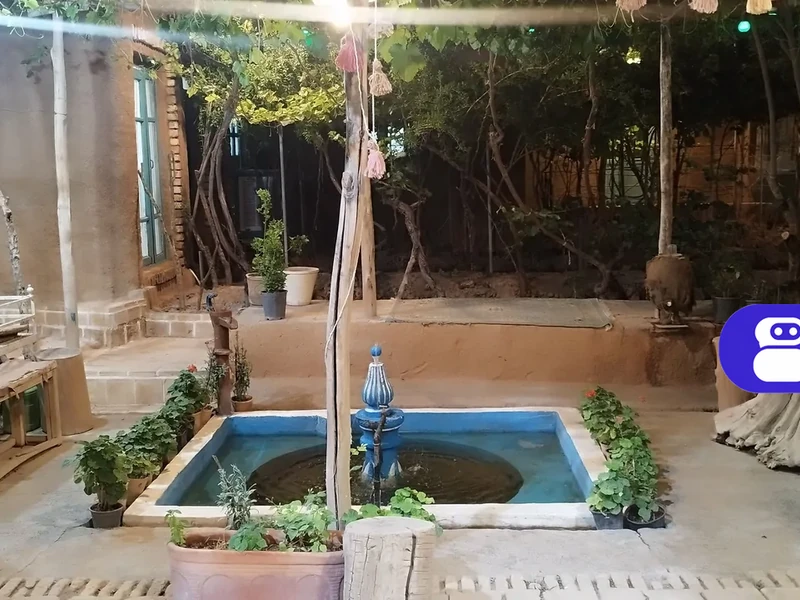 اقامتگاه بوم‌گردی گُلک بانو (اتاق بزرگ کدخدا)