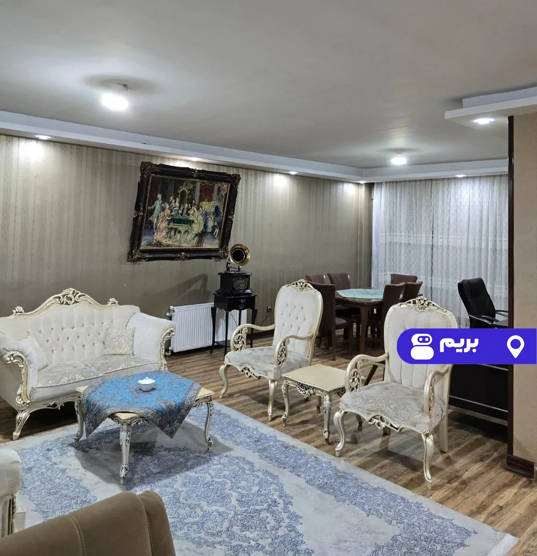 سهروردی سیمهر (1) روف گاردن دار در تهران
