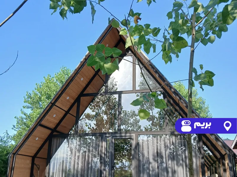 کلبه سوئیسی مونترو با جکوزی