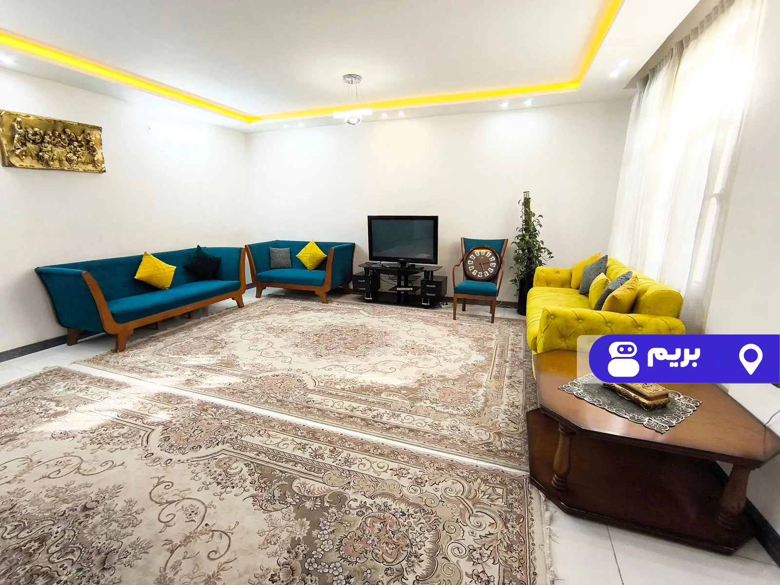 ارغوان در مشهد