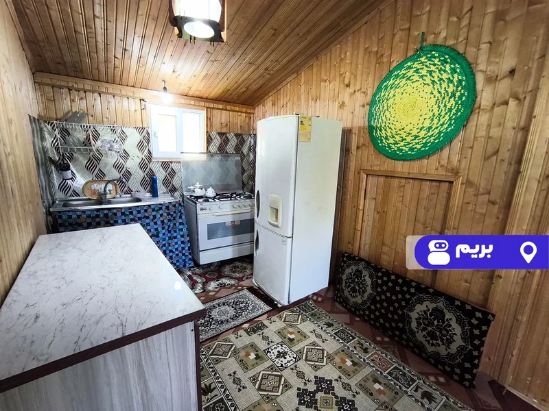 کلبه چوبی هلیا