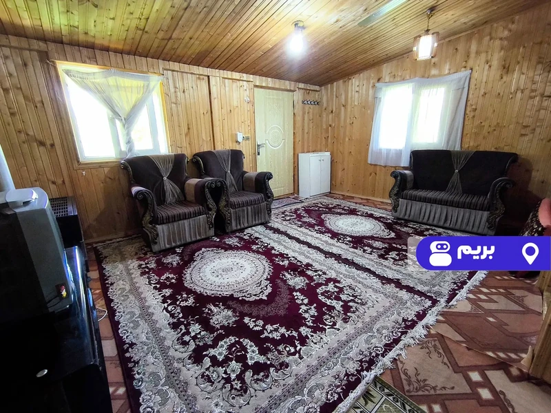 کلبه چوبی هلیا