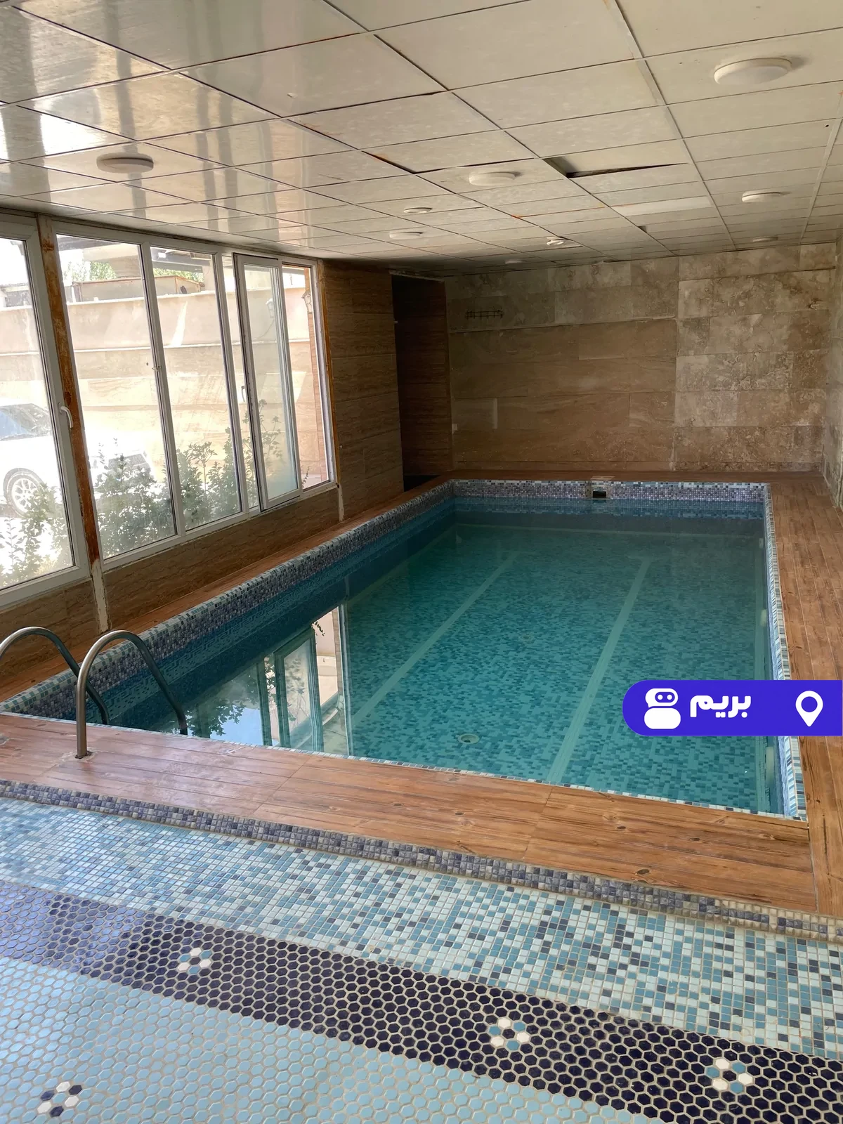 استخردار آبگرم اطلسی با بیلیارد و فوتبال دستی در سهیلیه