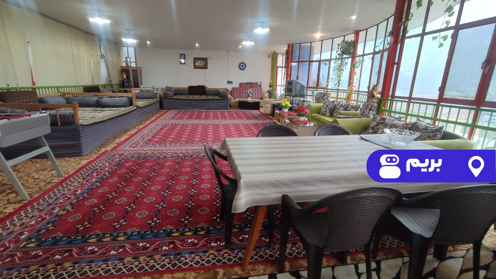 ویلایی رز با فوتبال دستی در دوهزارشهسوار