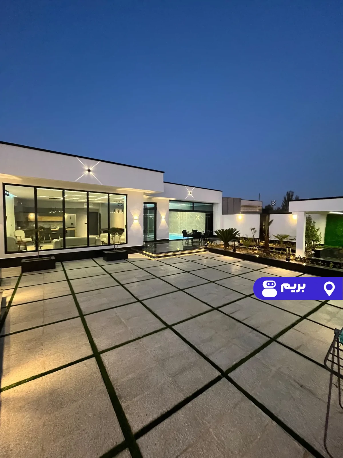 استخردار آبگرم صدف با بیلیارد در سهیلیه