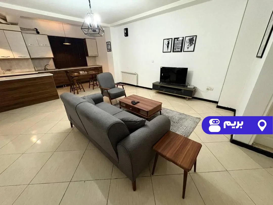 شانا (واحد 28 تیپ 1) در سیمون بولیوار در تهران