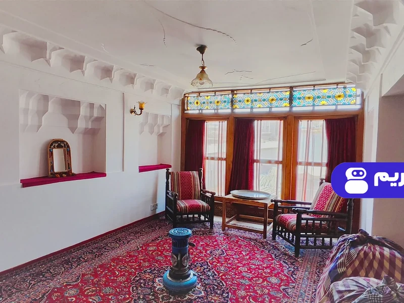 اقامتگاه بوم‌گردی عمارت تاریخی دلگشا (گوشواره یاقوت)