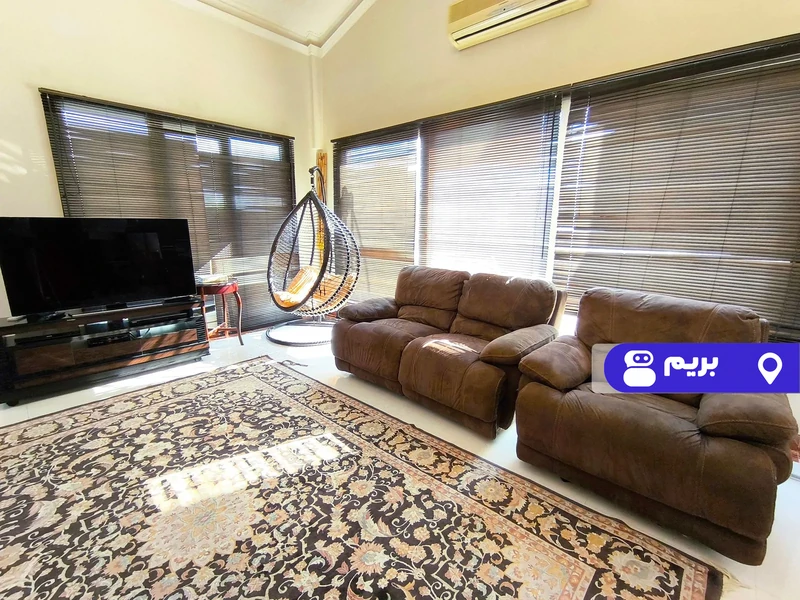 خانه الیس با فوتبالدستی