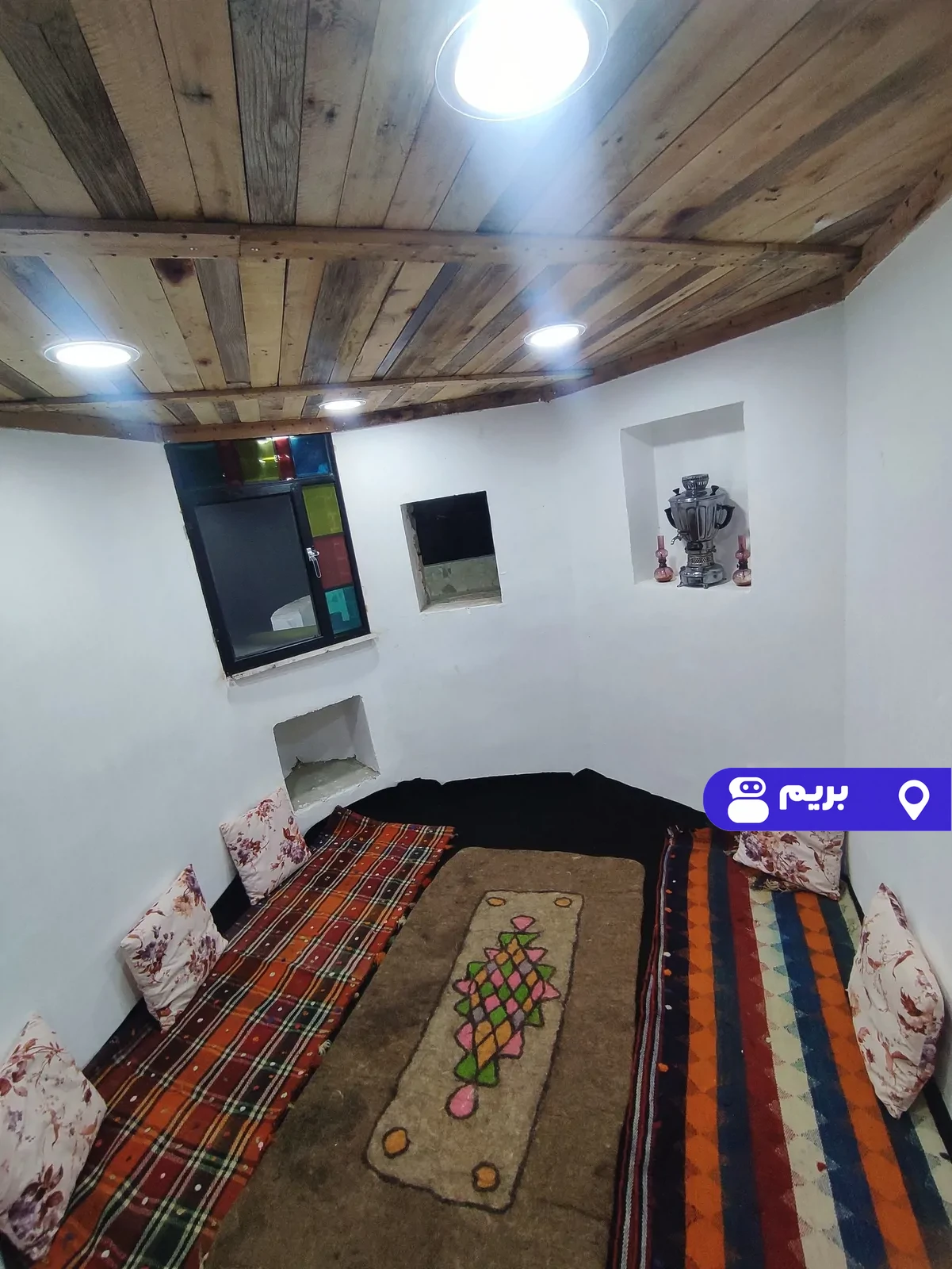 قهرمان بابکان (بابا مشهدی) با صبحانه رایگان در کازرون