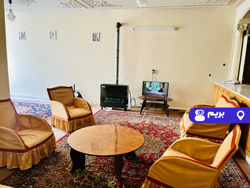 آپارتمان نصف جهان (دوخوابه)