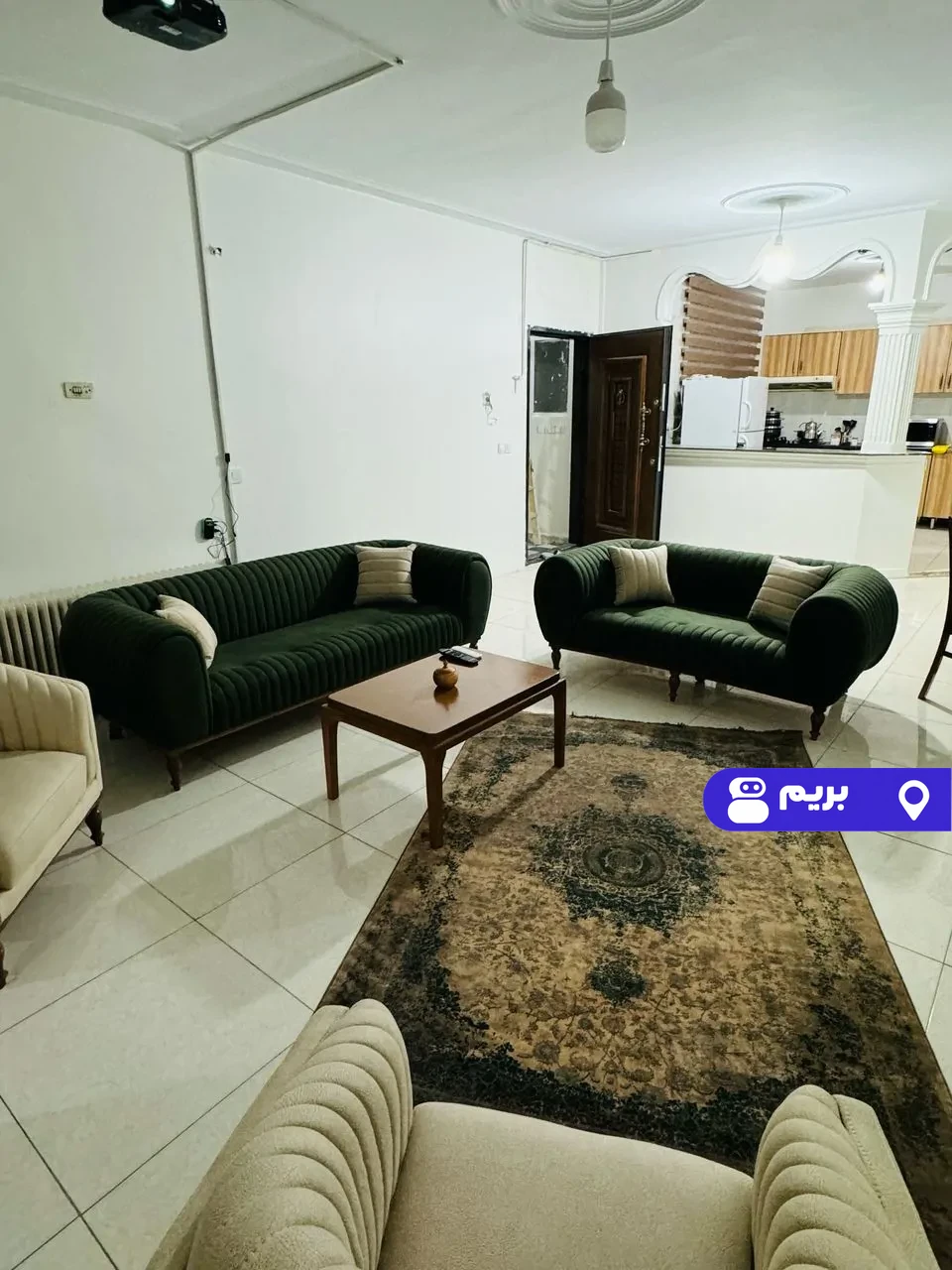 مبله سبز در جنت آباد شمالی در تهران
