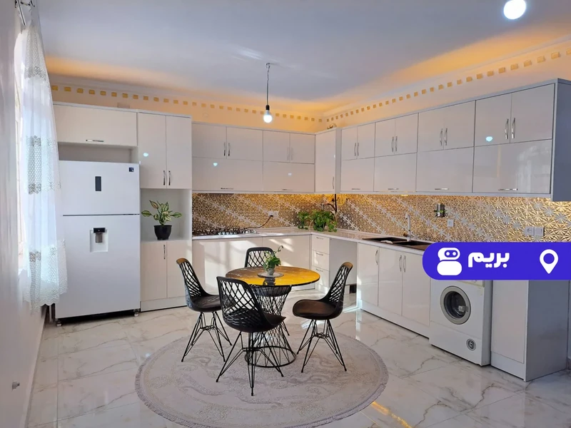ویلا استخردار آبگرم سپید با فوتبالدستی