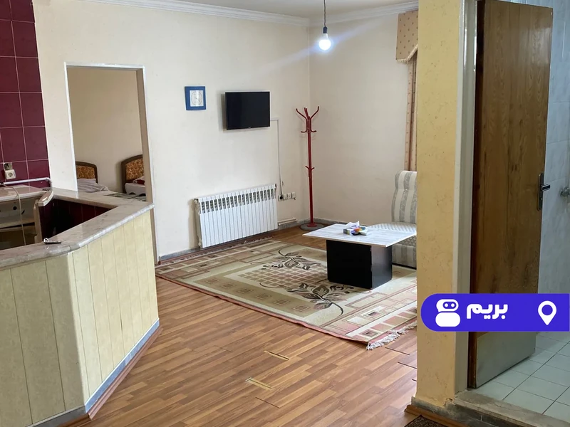 هتل آپارتمان فانوس (۲۰۳)