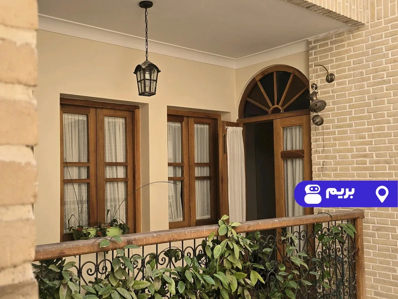 آپارتمان سنتی پنج دری