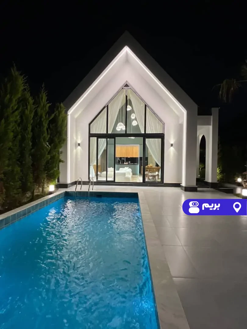 استخردار آبگرم آبان در هچیرود