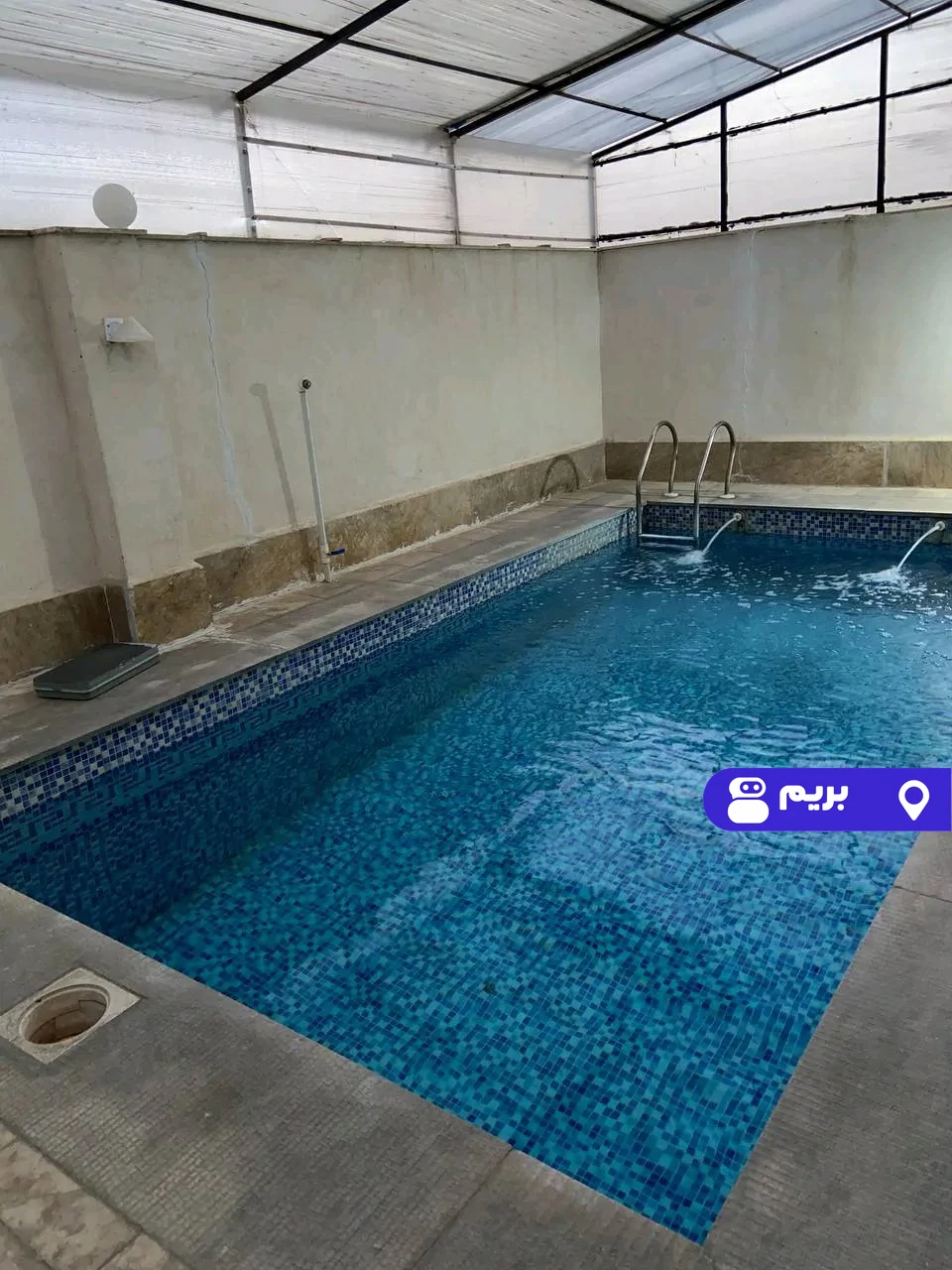 استخردار آبگرم نایس با فوتبالدستی و ایرهاکی در سهیلیه