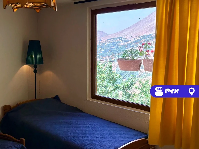 سوییت آجری روی بام روستای امامه