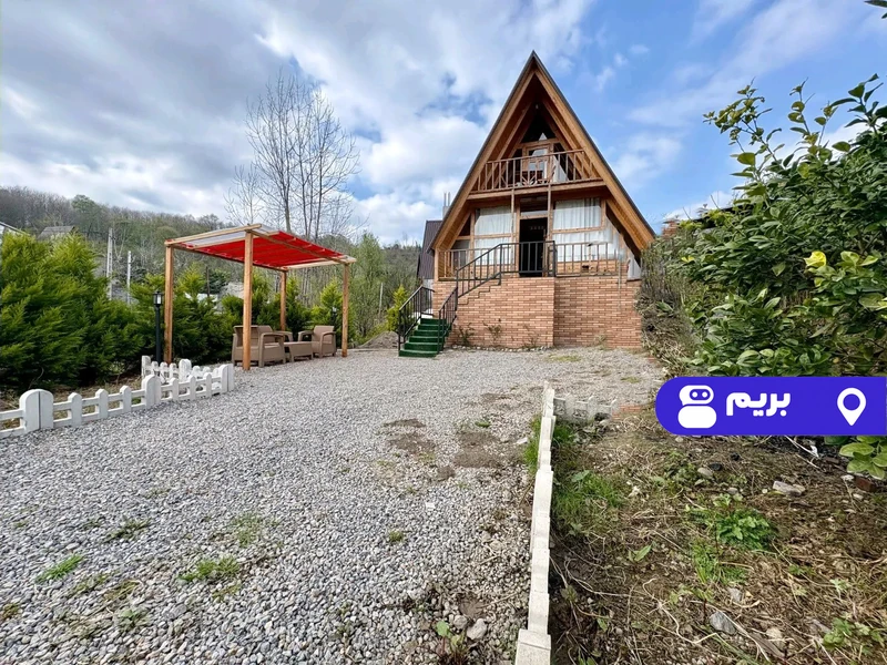 کلبه سوئیسی آریا با جکوزی