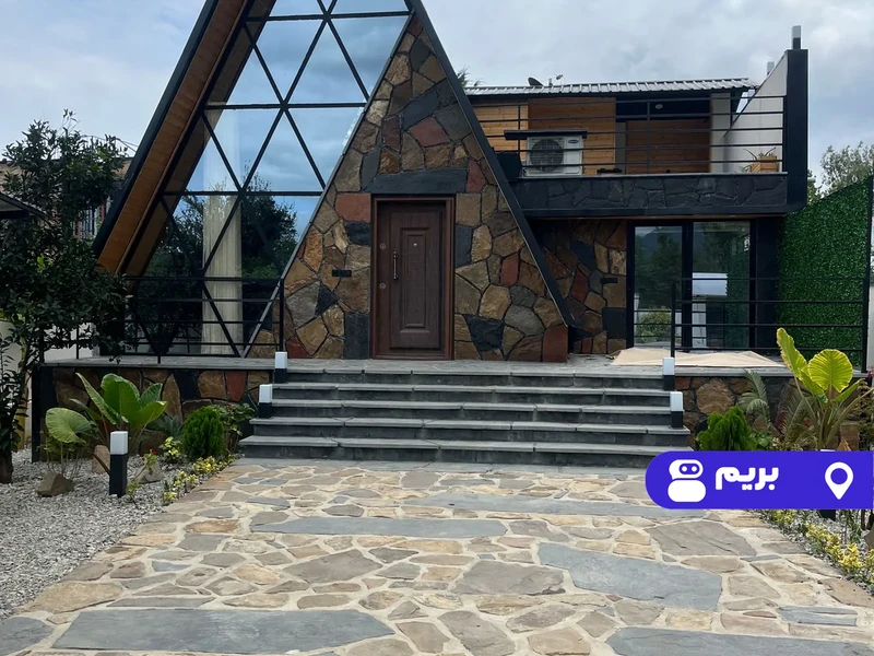 کلبه سوئیسی راکوود با جکوزی