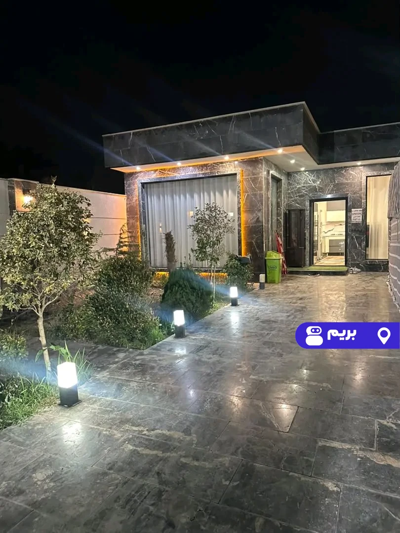 استخردار آبگرم باغ سبز با فوتبالدستی در ملارد