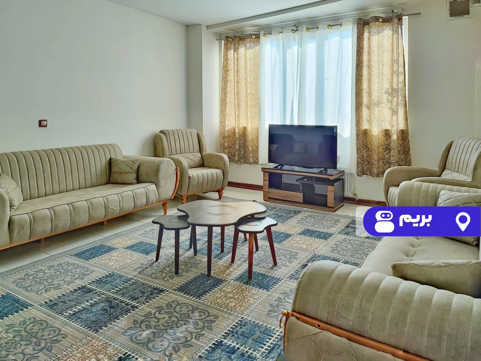 آپارتمان هجرت (واحد 217)